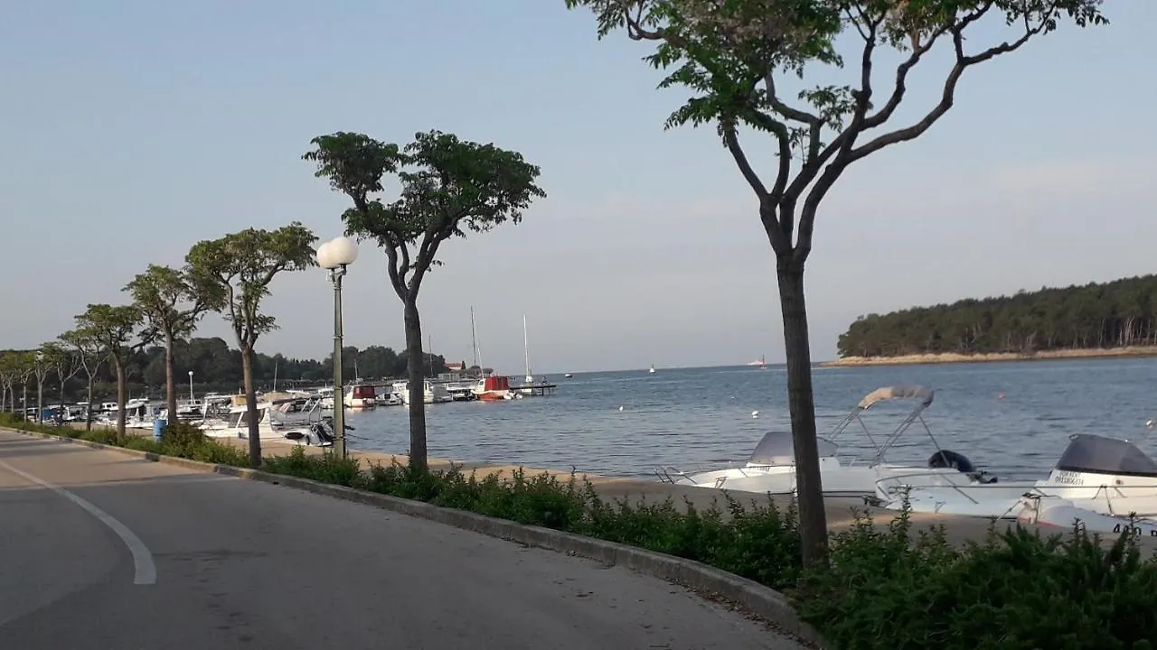 Apartment D&E Punat - Free Parking And Wi-Fi