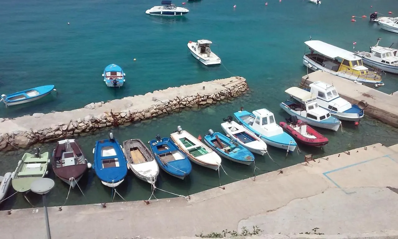 Apartment D&E Punat - Free Parking And Wi-Fi